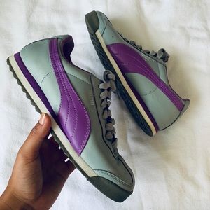Gray and purple Puma Roma